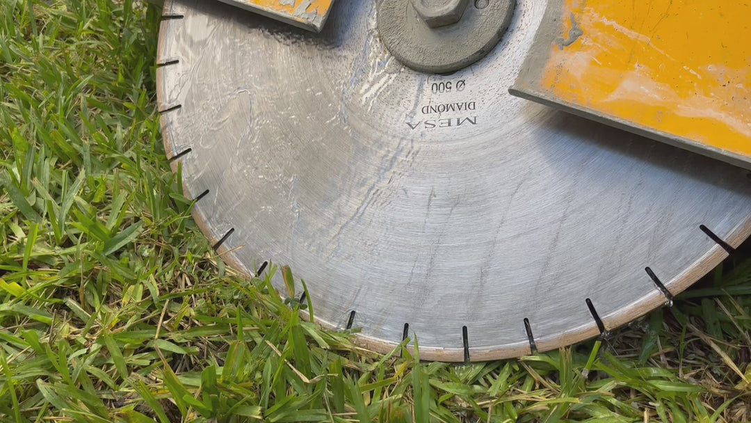 Concrete saw blade, diamond blade, saw blade for concrete cutting, diamond saw concrete cutting and asphalt cutting, concrete cutting blades, premium concrete saw blades, concrete saw blade 14 inch, 20 inch concrete handsaw blade, concrete cutting blade 14 inch, diamond blade for concrete