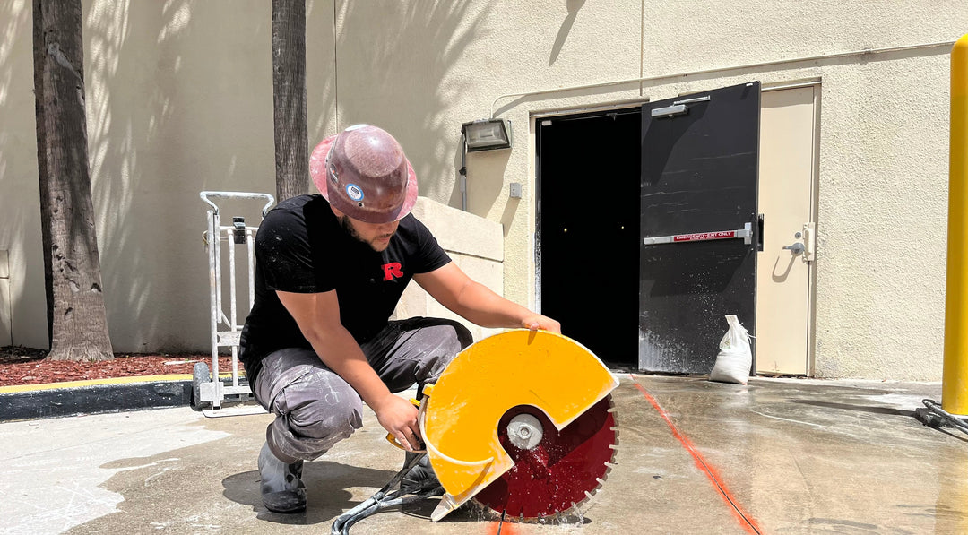 W Segmented Concrete Diamond Blade WS211 – Mesa Diamond concrete diamond saw blade for cutting cured and reinforced concrete